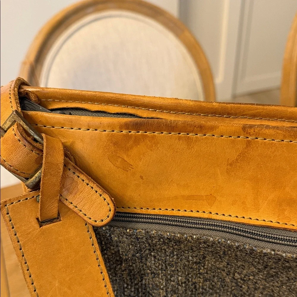 Hartmann Vintage Brown and Gray Tweed Leather Men's Carry-on Bag